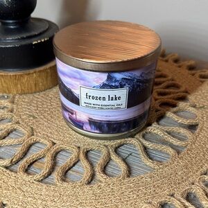 Bath & Body Works Frozen Lake Candle